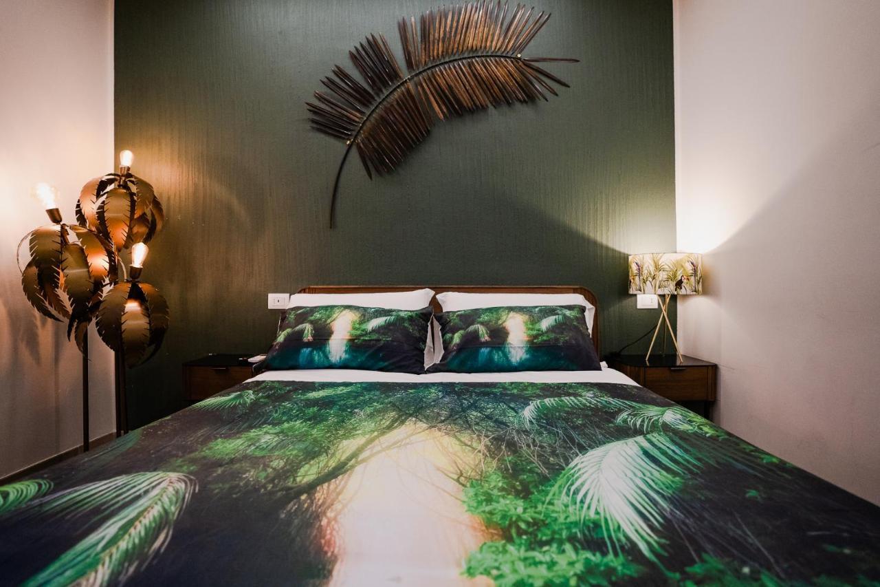 Le Boutique Luxury Rooms Diffused In Historic Center Fiumicino Exteriör bild