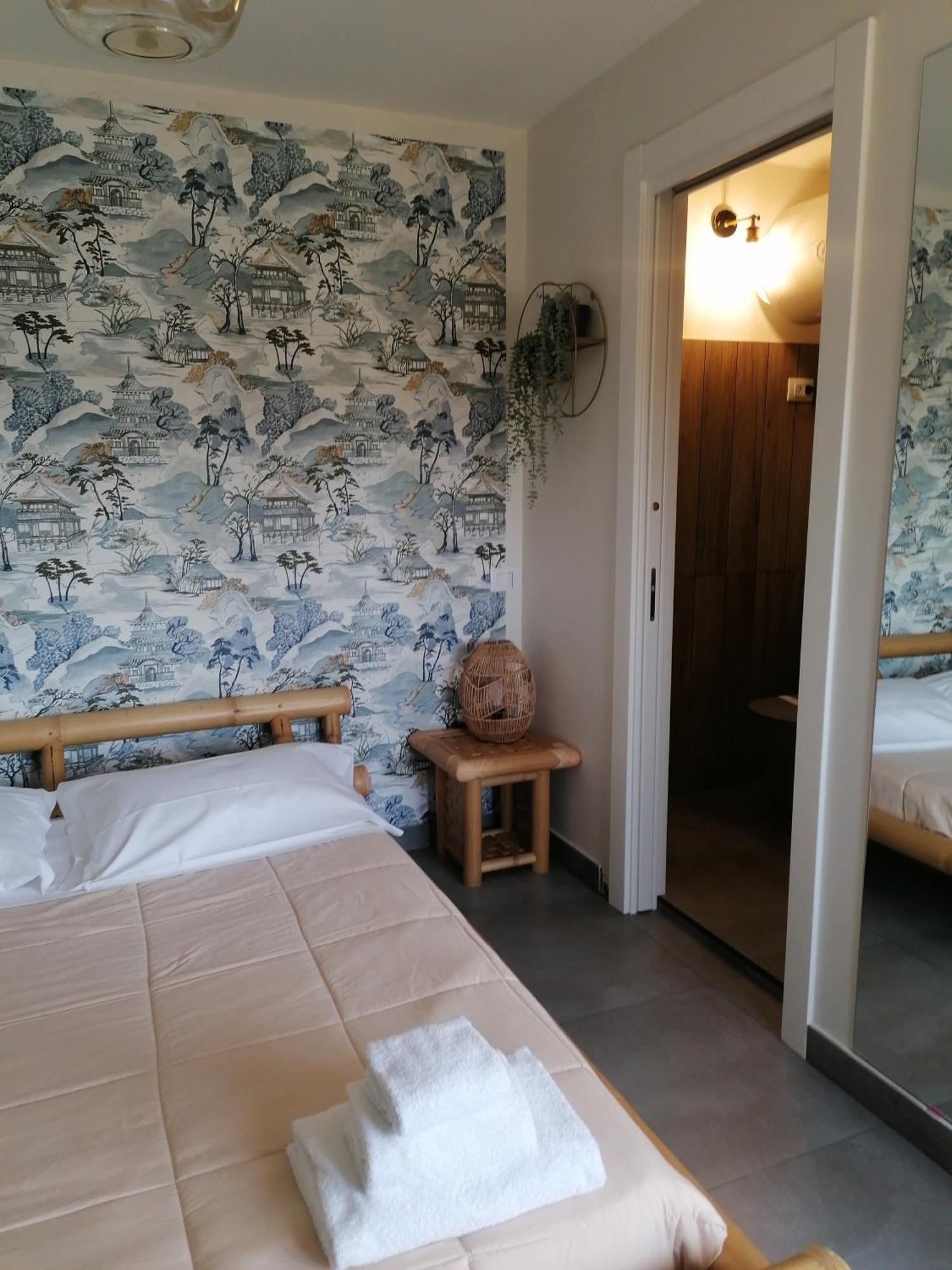 Le Boutique Luxury Rooms Diffused In Historic Center Fiumicino Exteriör bild