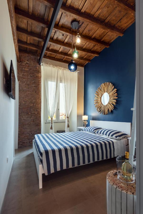 Le Boutique Luxury Rooms Diffused In Historic Center Fiumicino Exteriör bild