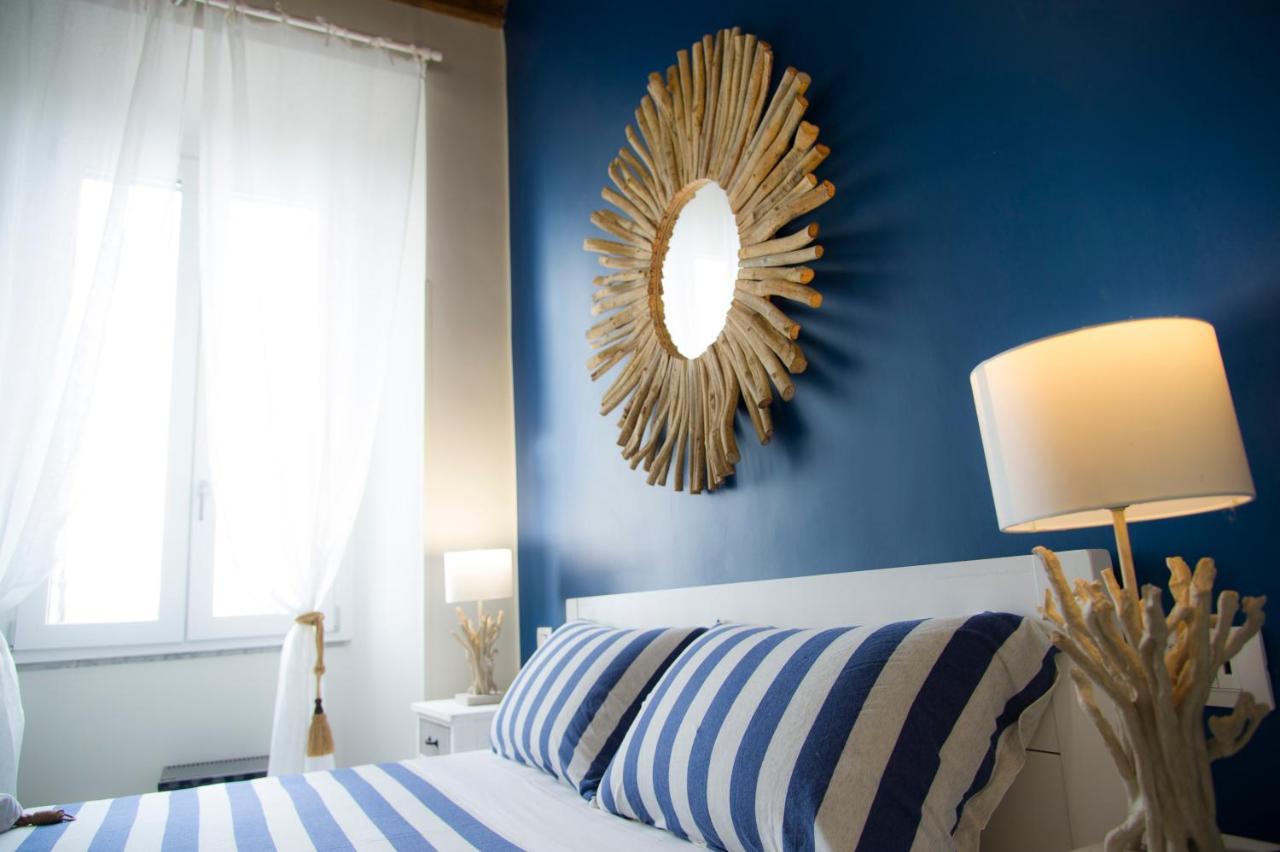 Le Boutique Luxury Rooms Diffused In Historic Center Fiumicino Exteriör bild